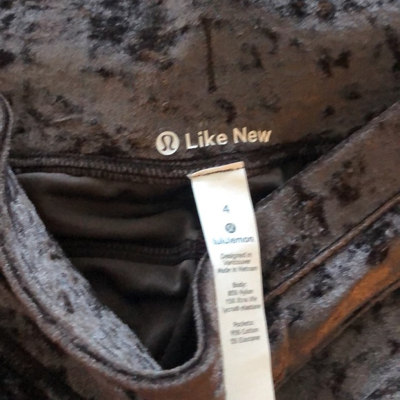 Lululemon crushed velvet French press joggers - Picture 2 of 5